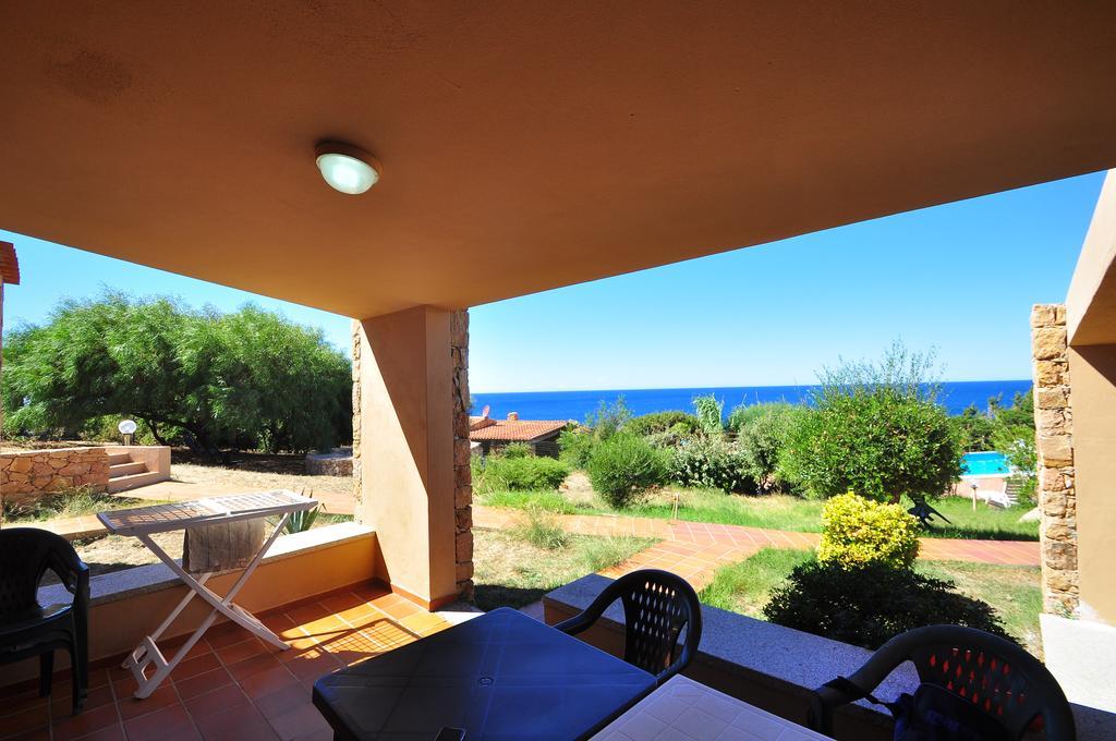 Residence Le Baiette Costa Paradiso Exterior photo